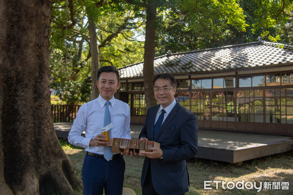 ▲台南市長參選人黃偉哲等人，參訪新竹公園，並與新竹市長林智堅交流。（圖／黃偉哲提供，下同）