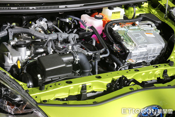 ▲81.9萬！TOYOTA Prius c油電跨界版登台　大電池保固延長。（圖／記者張慶輝攝）