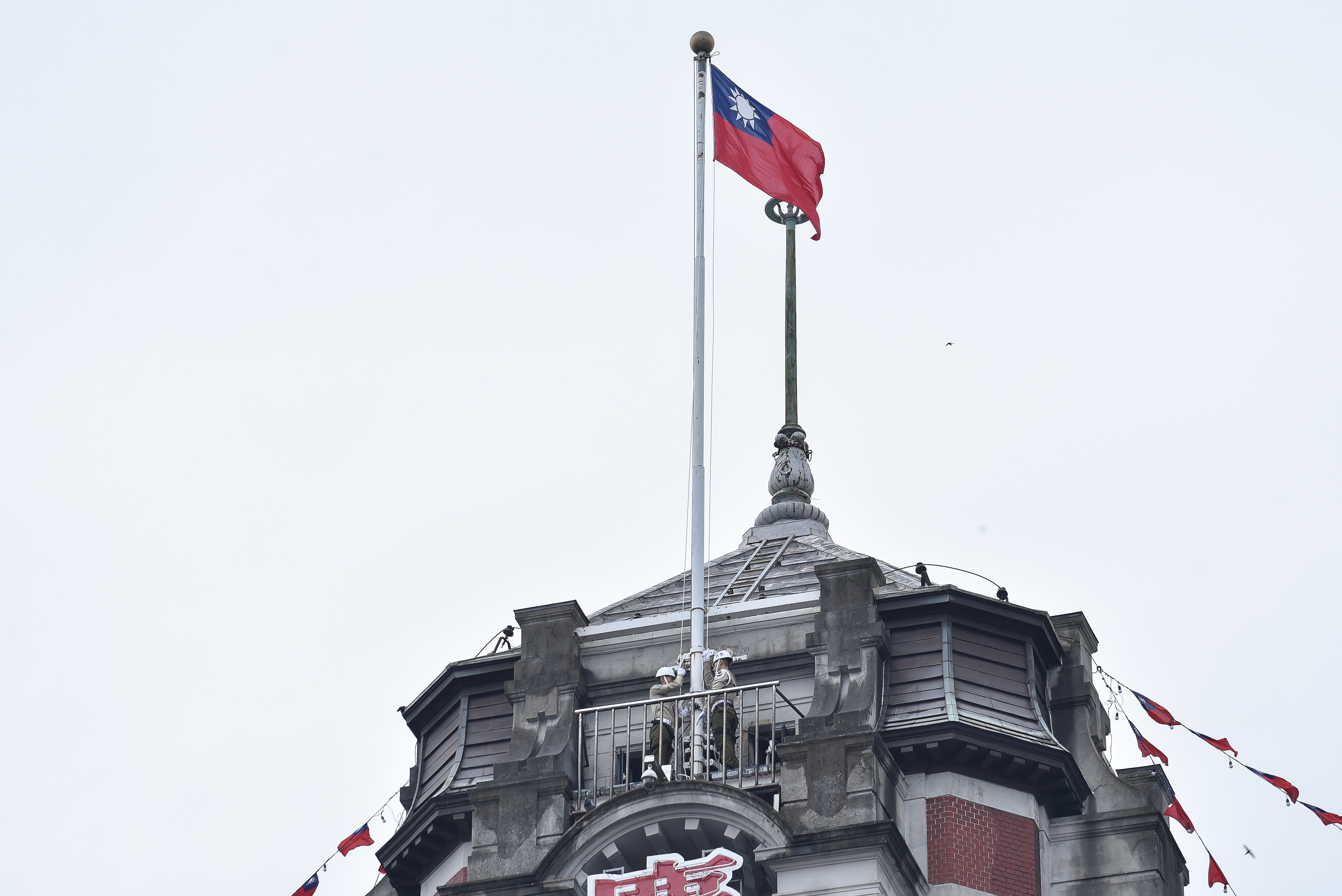 2019元旦 全台升旗典禮懶人包迎接曙光 比基尼沙灘路跑看這裡 Ettoday政治新聞 Ettoday新聞雲