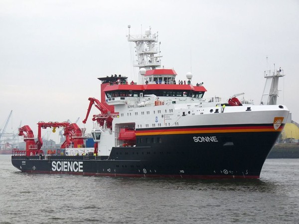 ▲▼德國最新深海研究船太陽號(r/v Sonne)。（圖／翻攝科技部臉書專頁）