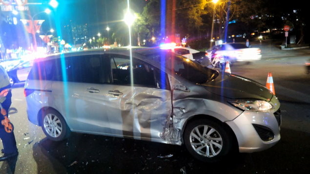 21歲手機店老闆到西門收攤！女撞死人：轉彎後才看到　母捐兒眼角膜。（圖／東森新聞）