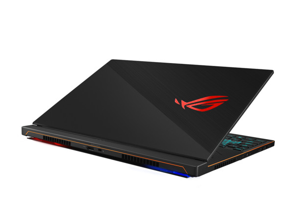 ▲華碩電競筆電,ROG Zephyrus S。（圖／華碩提供）