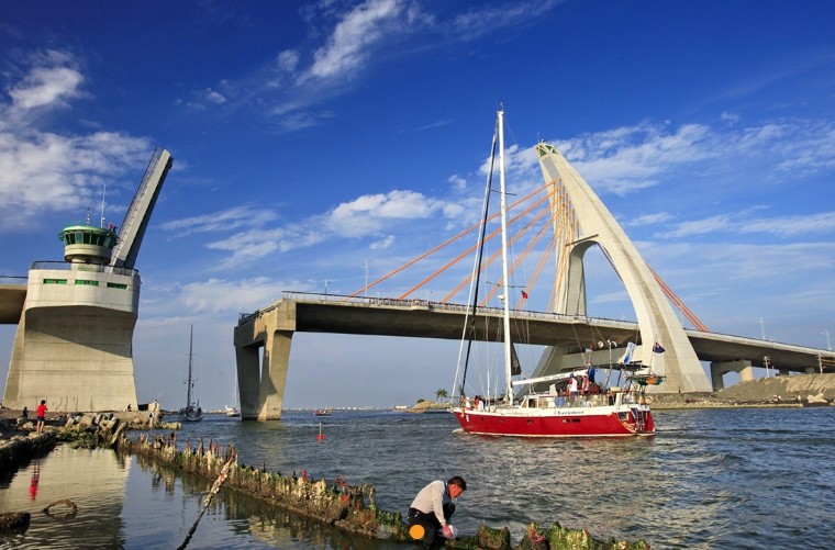 ▲▼鵬灣跨海大橋。（圖／交通部觀光局提供）