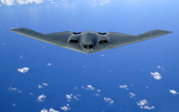 ▲▼ 解放軍新型轟炸機在設計上與美軍B-2「幽靈」戰略轟炸機相當類似 。（圖／翻攝自維基百科）