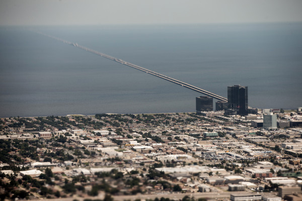 ▲▼ 美國龐恰特雷恩湖堤道（Lake Pontchartrain Causeway）。（圖／達志影像／美聯社）