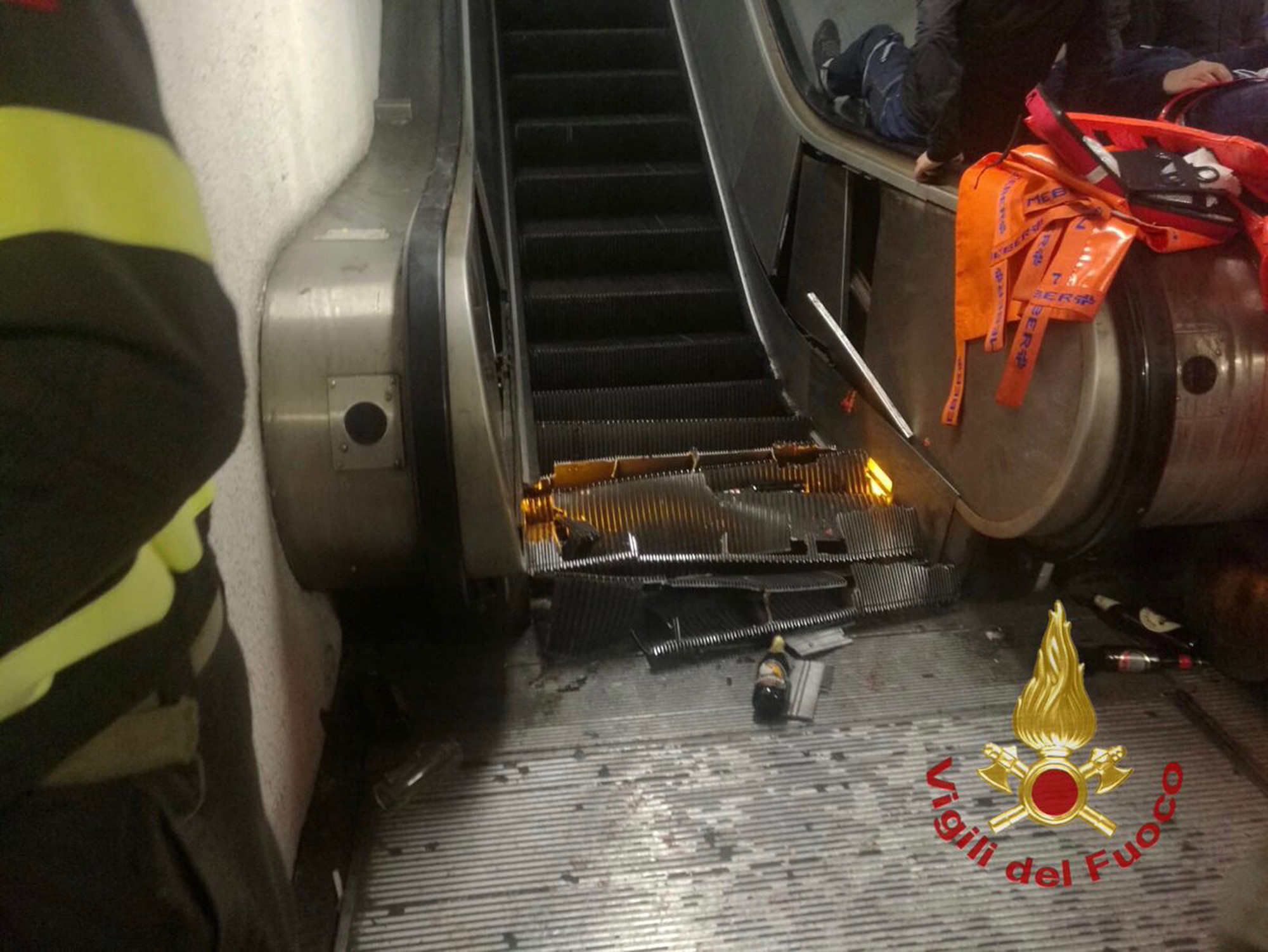 ▲義大利羅馬市中心「共和國廣場」地鐵站（Piazza della Repubblica）發生電扶梯失控夾傷事件。（圖／達志影像／美聯社）