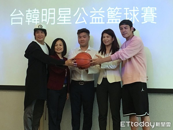 ▲張洛君、陳志強組織台灣明星籃球隊 。（圖／記者林奕如攝）