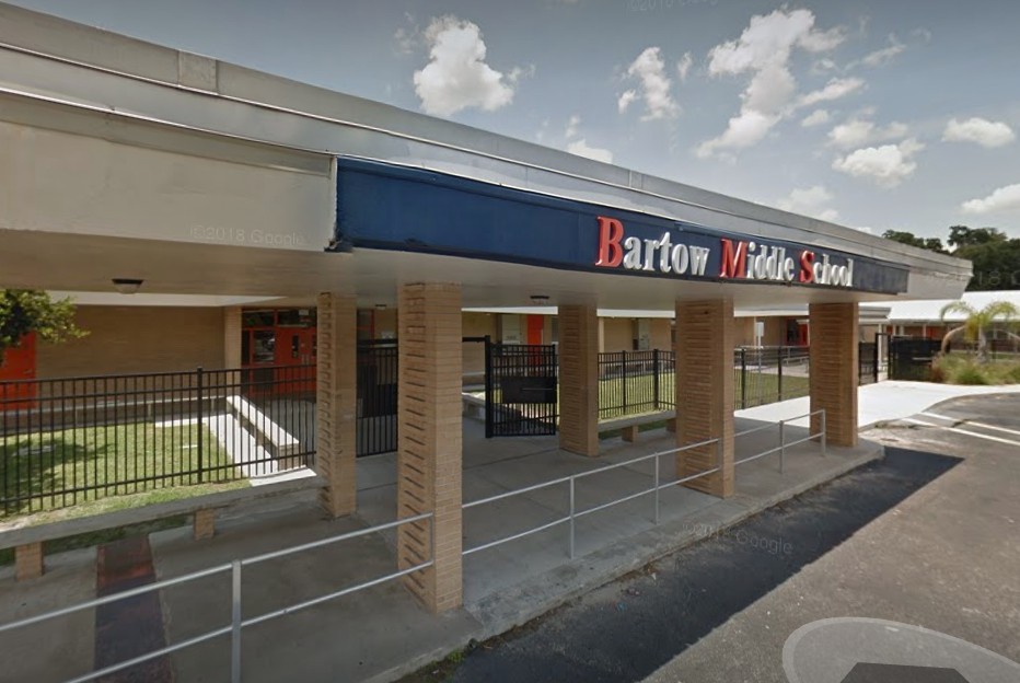 ▲▼美國佛羅里達州的巴爾多中學（Bartow Middle School）。（圖／翻攝自Google街景）