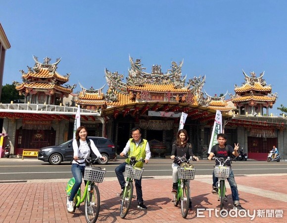 ▲台南市南區、安平區市議員候選人呂維胤，騎車用力行銷南區、安平區地方之美。（圖／呂維胤提供）