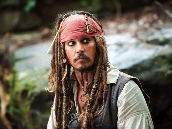 強尼戴普（Johnny Depp）。（圖／《神鬼奇航》劇照）