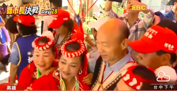 ▲▼反藍「錫安山」也敢深入！韓國瑜霸氣拚了　狂粉包車跟上山。（圖／東森新聞）