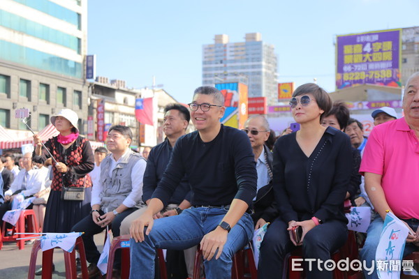 ▲▼連勝文,連勝文幫葉元之站台助選             。（圖／記者歐昶廷攝）
