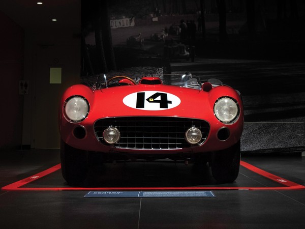 ▲▼只有4台！Ferrari 290 MM　12月即將拍賣預估售價高達8億。（圖／翻攝自RM Sotheby’s）