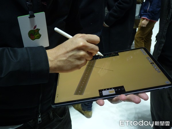 ▲▼新一代iPad Pro與Apple Pencil 2。（圖／記者邱倢芯攝）