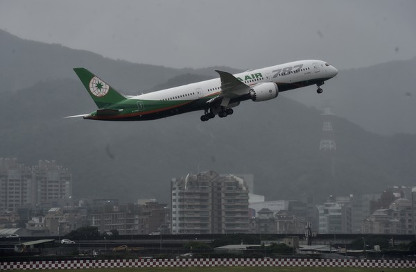 ▲▼長榮航空787夢幻客機。（圖／民航局提供）