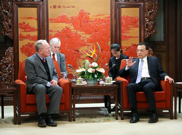 ▲李克強（右1）會見美國國會議員訪華團。（圖／翻攝自中國政府網）