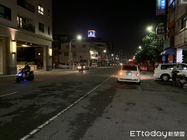 ▲韓國瑜在大智街造勢場結束30分後，道路恢復乾淨            。（圖／記者吳奕靖攝）