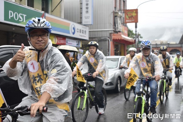 ▲▼時力宜蘭6位候選人及70名支持者，3日進行長達8小時的路戰造勢活動。（圖／記者游芳男翻攝，下同）