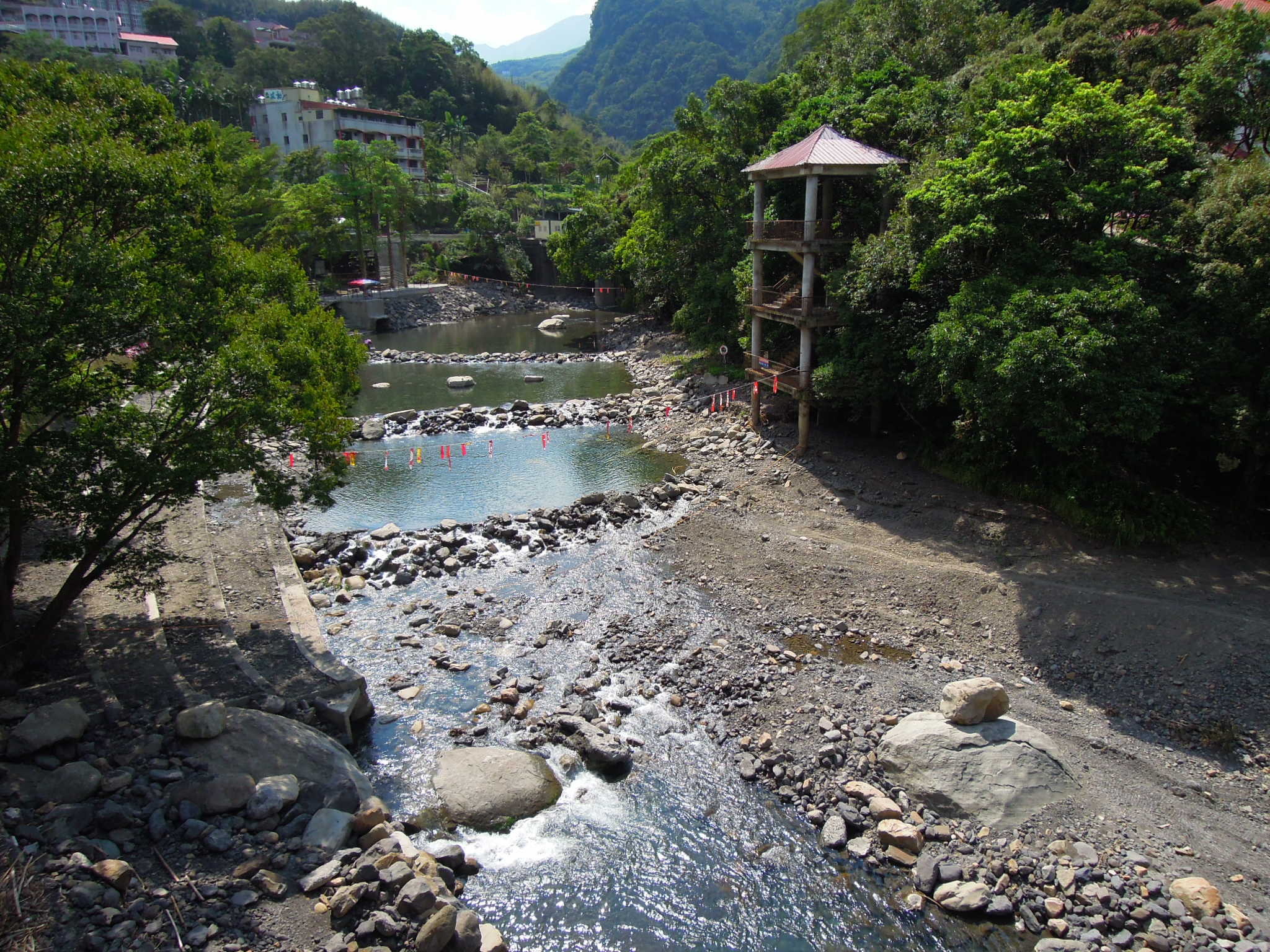 桃園旅遊 小烏來 天空步道 巧克力共和國