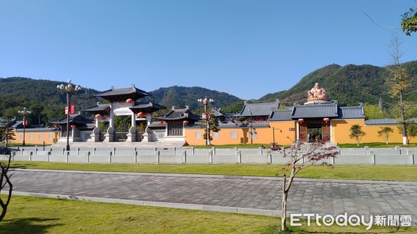 ▲▼寧波奉化雪竇山,彌勒。（圖／記者陳政錄攝）