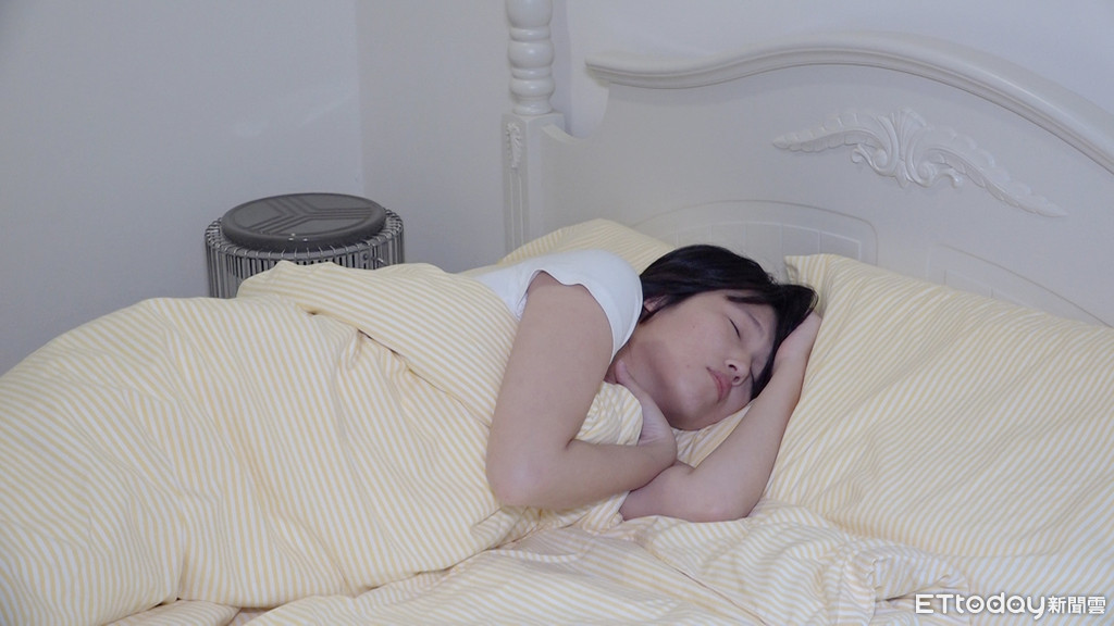 研究揭「睡前1動作」會害夜尿！　泌尿醫：入睡前一小時別再用 | ETto