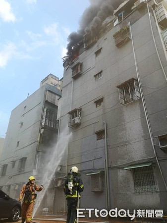 ▲▼       松隆路火警      。（圖／記者黃彥傑攝）