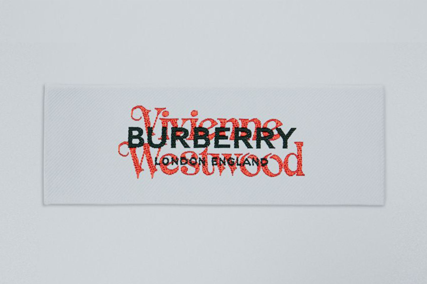▲Burberry X Vivienne Westwood 聯名。（圖／翻攝自IG@riccardotisci17）