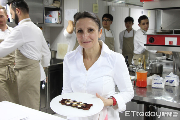 ▲百年來第4位　法國唯一三星女主廚客座THOMAS CHIEN餐廳。（圖／記者黃士原攝）