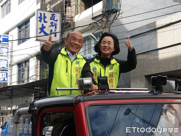 ▲民進黨新北市長候選人蘇貞昌、立委蘇巧慧。（圖／記者蔣婕妤攝）