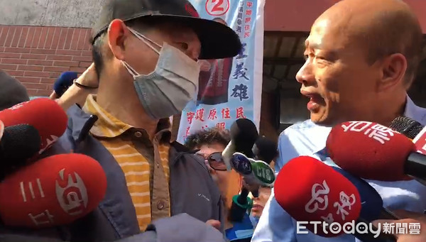 ▲▼韓國余相擁和解。（圖／記者宋德威攝）