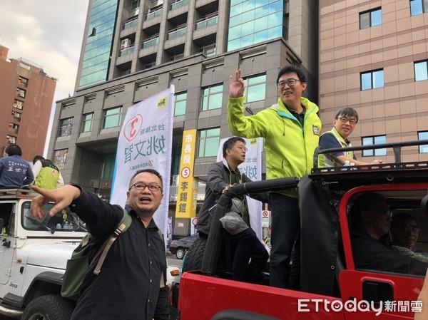 ▲▼民進黨台北市長候選人姚文智、立委段宜康陪同掃街。（圖／記者潘永鴻攝）