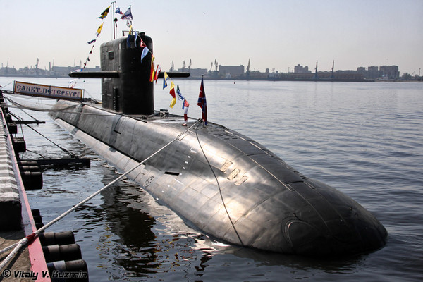 俄羅斯採用雙殼體設計的拉達級（阿穆爾級）潛艇。（圖／翻攝自維基百科）