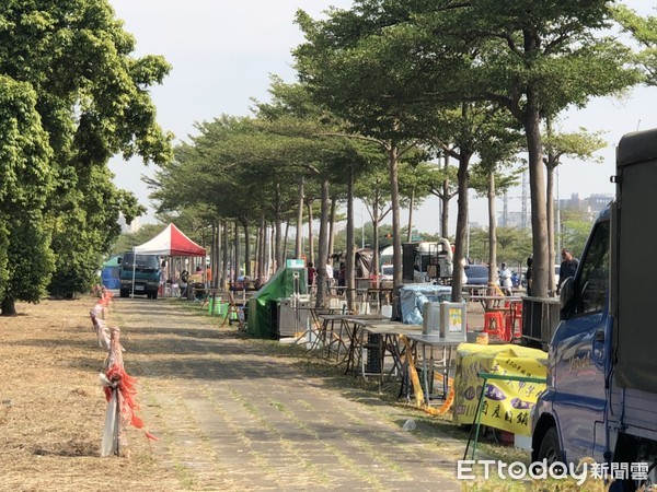 ▲▼造勢「韓國瑜夜市」又來了！1000攤販挺進現場。（圖／記者宋德威攝，下同）