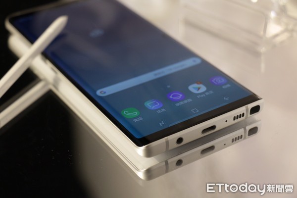 ▲Samsung Galaxy Note 9 「初雪白」新色亮相，12月初全台開賣。（圖／記者姚惠茹攝）