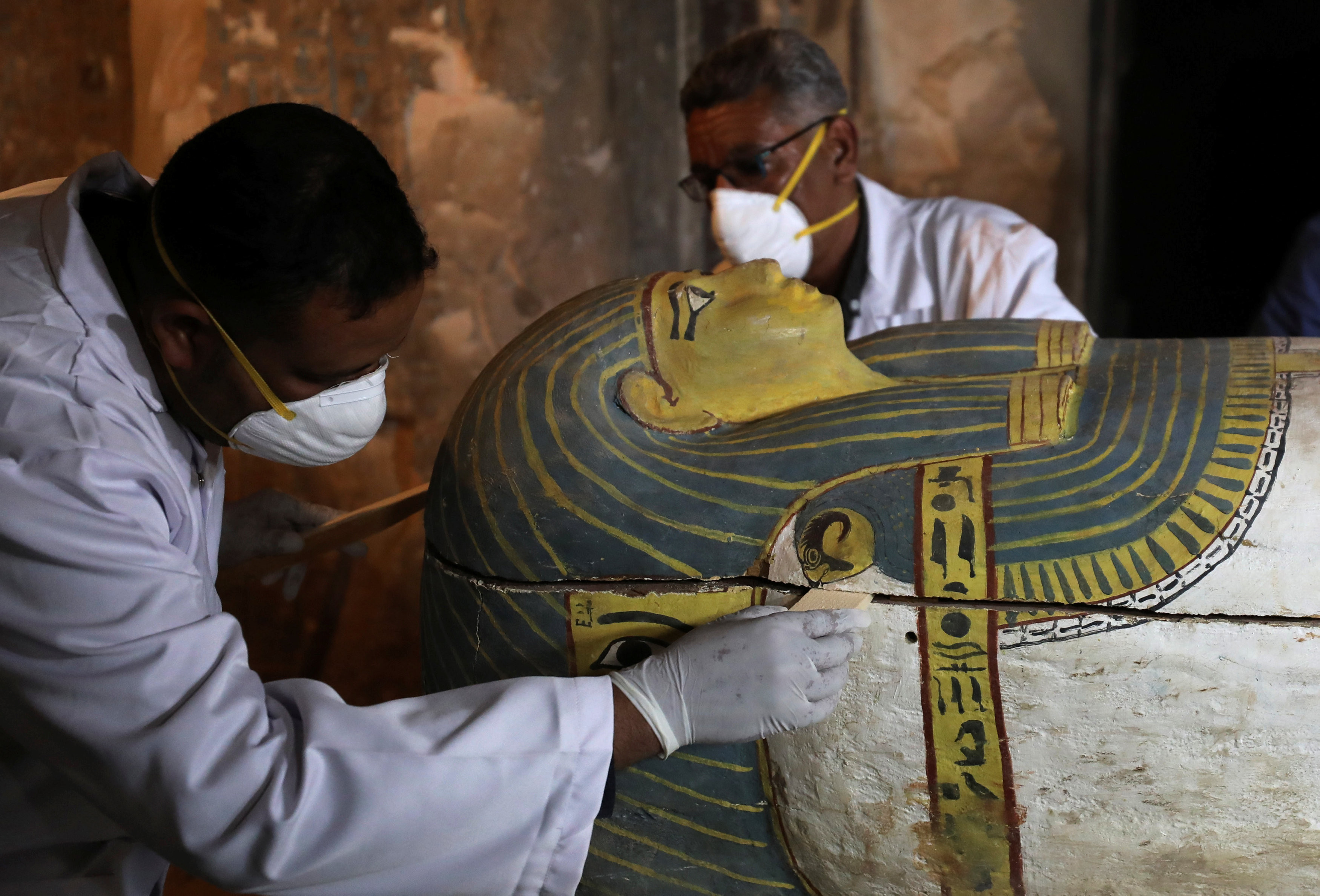 ▲▼埃及發現超過3000歲、保存完整的女木乃伊。（圖／路透社）