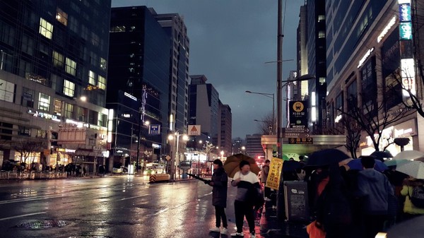 ▲▼首爾弘大入口地鐵站（圖／翻攝自Naver Blog）