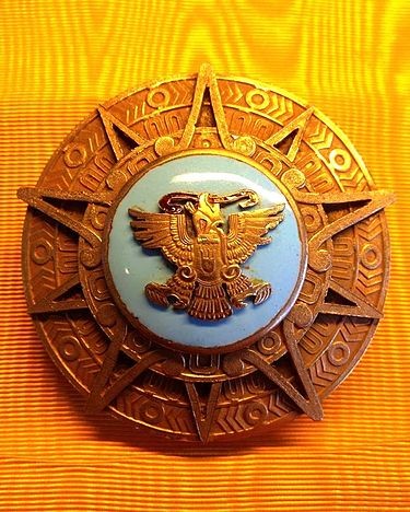 ▲▼阿茲特克之鷹勳章（Orden Mexicana del Águila Azteca）。（圖／翻攝自維基百科）