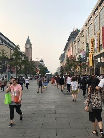▲北京王府井步行街。（圖／台北人妻in北京提供）