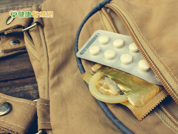 ▲台灣最常用的避孕方式為保險套、算安全期和體外射精，這都是容易失敗方式。（圖／健康醫療網）