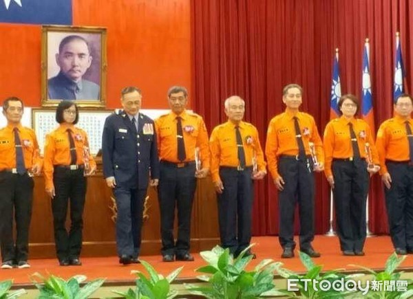 ▲台南市警四分局小隊長王俊福等7人，榮獲選警政署績優交警人員殊榮。（圖／警方提供，下同）