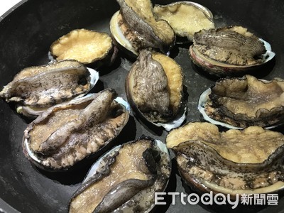 老師「反覆摸鮑魚」影片流出 學生看傻:一周要見他2次!校方回應