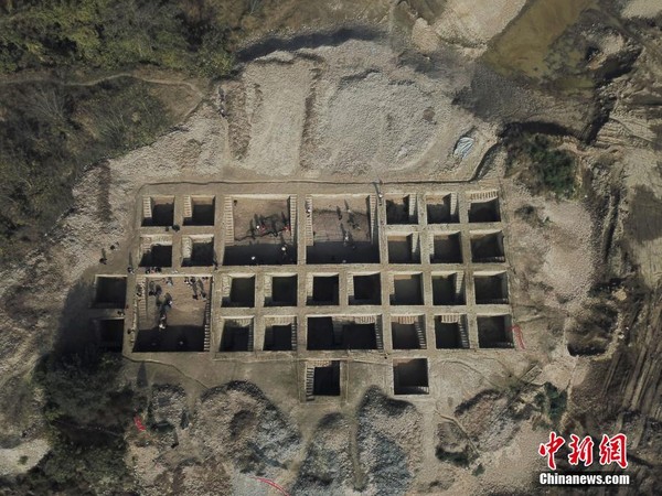中國對引江濟淮工程安徽段沿線文物遺址進行考古發掘，出土3000年前的蒸籠工具。（圖／翻攝自中新網）