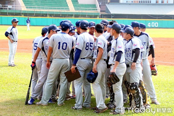 ▲107大專棒球聯賽,台北市立大學首勝開張。（圖／記者路皓惟攝）