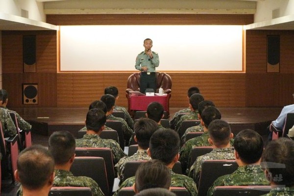 國防部總士長輔訪部隊 勉強化基層實務效能