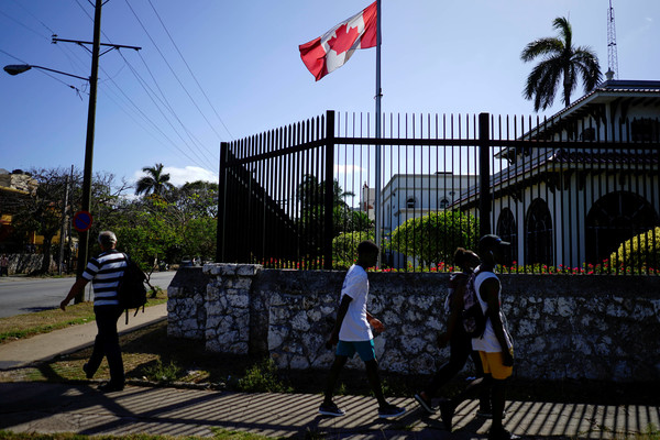▲▼加拿大駐古巴哈瓦那大使館。（圖／路透社）