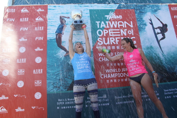 ▲▼台灣國際衝浪公開賽首位世界長板女子總冠軍 美國女將索利歐 艾瑞克(Soleil Errico) 奪冠             。（圖／主辦單位提供）