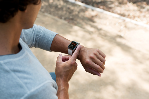 ▲▼美國開放Apple Watch S4 ECG功能。（圖／翻攝自Apple官網）