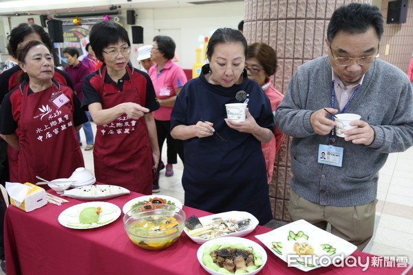 ▲▼嘉義縣透過舉辦長者健康餐競賽，關懷長者飲食。（圖／記者翁聖勳翻攝，下同）