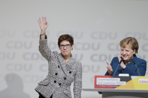 ▲▼ 德國總理梅克爾（Angela Merkel）、基督教民主聯盟（CDU）新任黨魁克朗普-凱倫鮑爾（Annegret Kramp-Karrenbauer）。（圖／達志影像／美聯社）