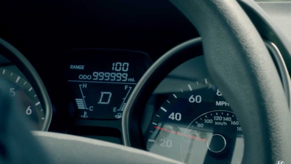 5年連開160萬公里也頭好壯壯　2013年式Hyundai Elantra創下原廠新紀錄（圖／翻攝自Hyundai）
